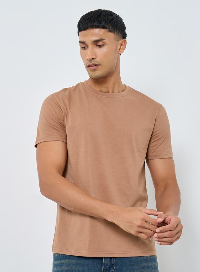 Styli Men Coffee Brown Solid Cotton Blend T-Shirt - Image 4